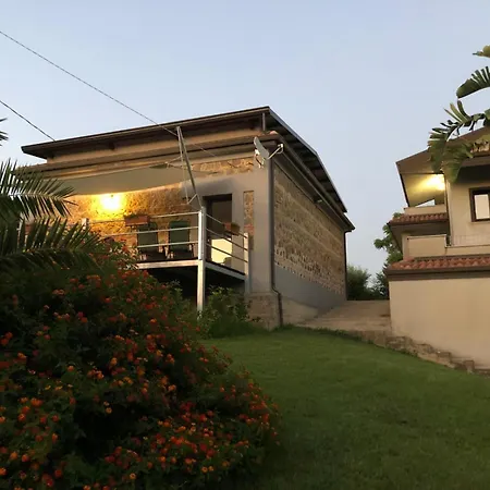 Séjour chez l'habitant Cocomerara Tas24 *